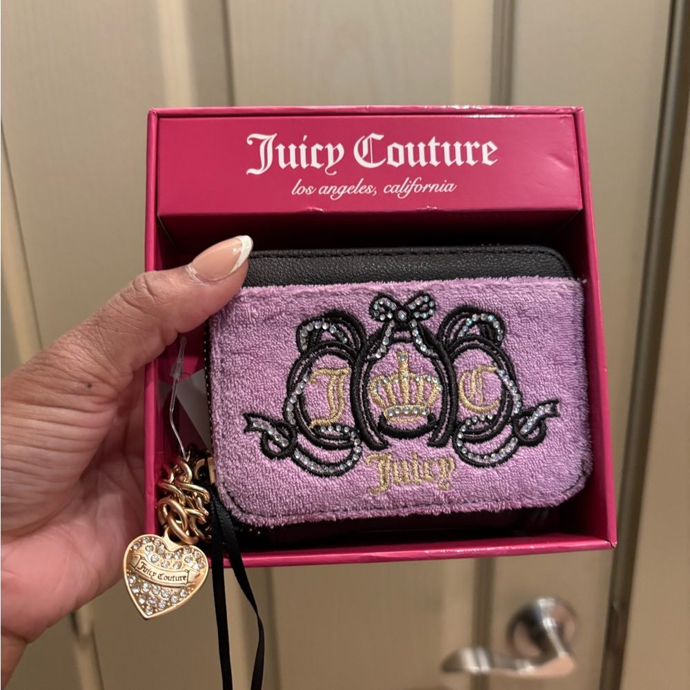 Juicy Couture Lavender Embroidered Card Holder NWT